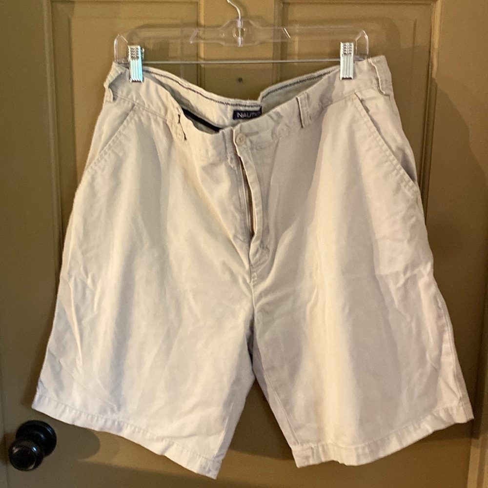 Nautica Tan Chinos Versatile Cotton Blend sz 36. Flat front